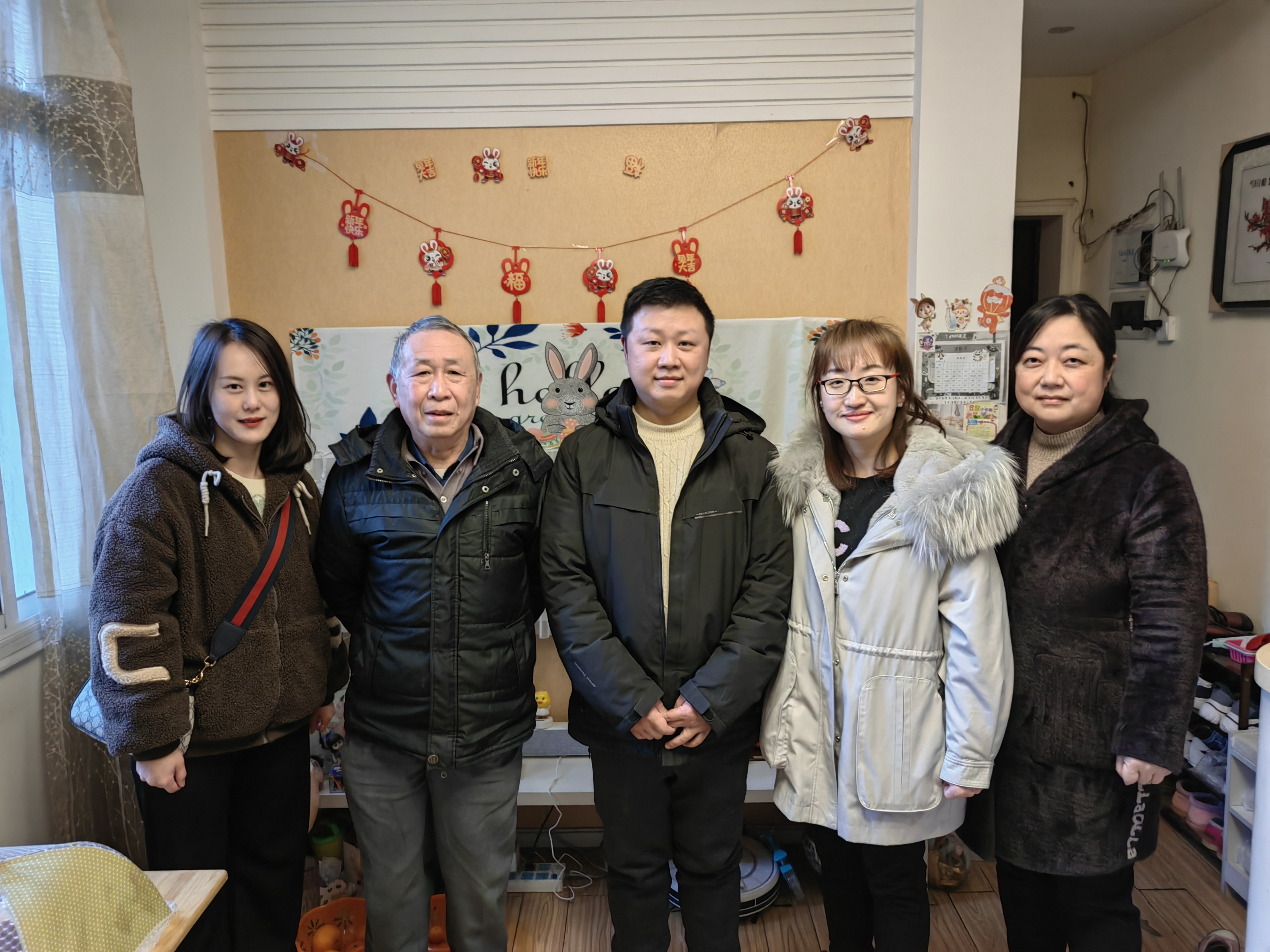 新春慰問送關懷，歲寒情深暖人心